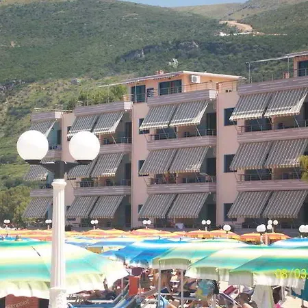 Rezidenca Cekodhima 3*