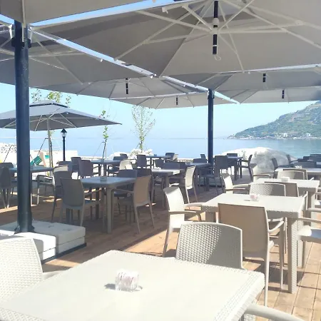 Rezidenca Cekodhima Hotel Radhime