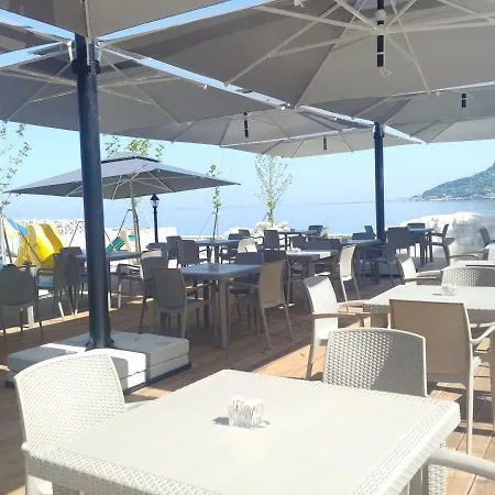 Hotel Rezidenca Cekodhima Radhime